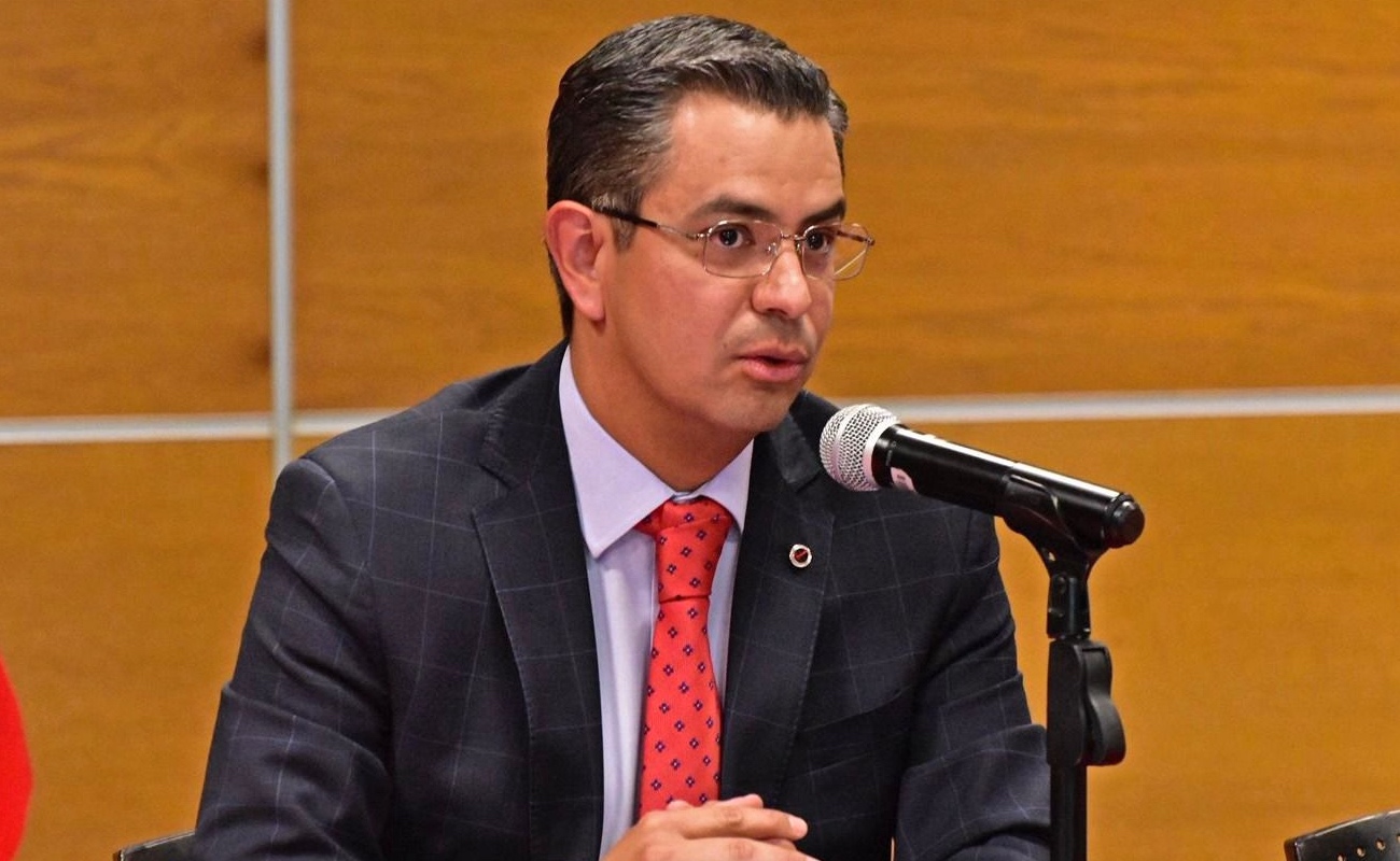 Especialistas cuestionan la ambigüedad de la nulidad por “injerencia extranjera” y los efectos de posible reelección de magistrados electorales.