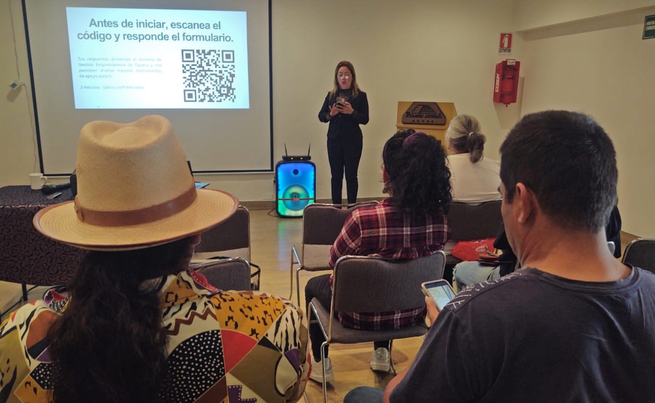 La capacitación incluyó temas como la formalización comercial y acceso a fondos.