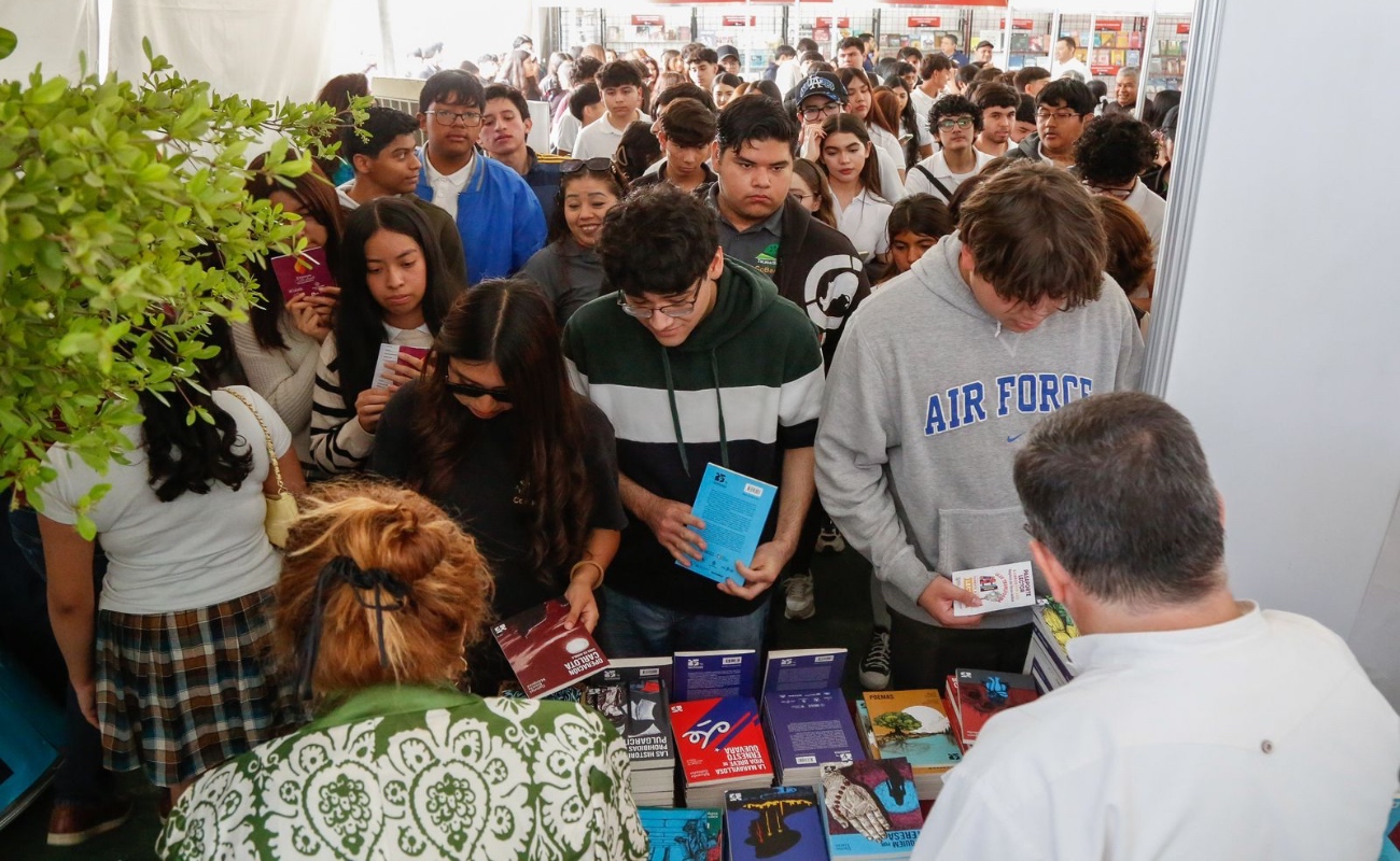 Llega a BC la colección “25 para el 25” para fomentar la lectura entre la juventud