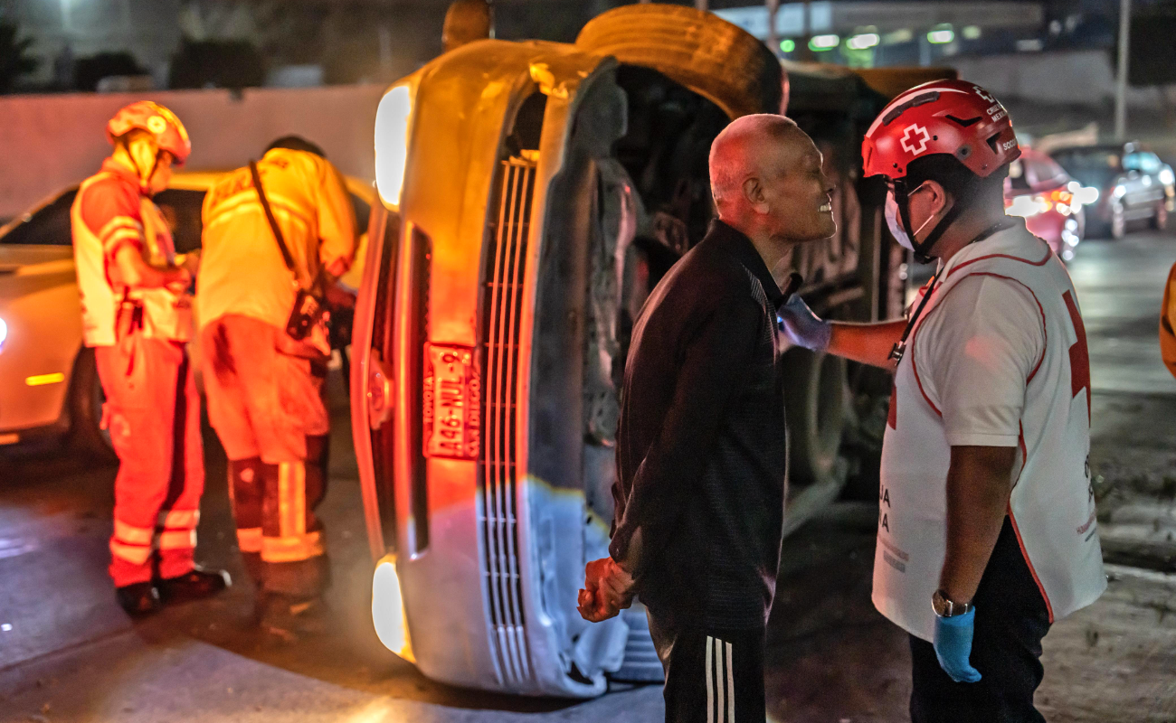 El conductor salió ileso y no requirió atención médica.