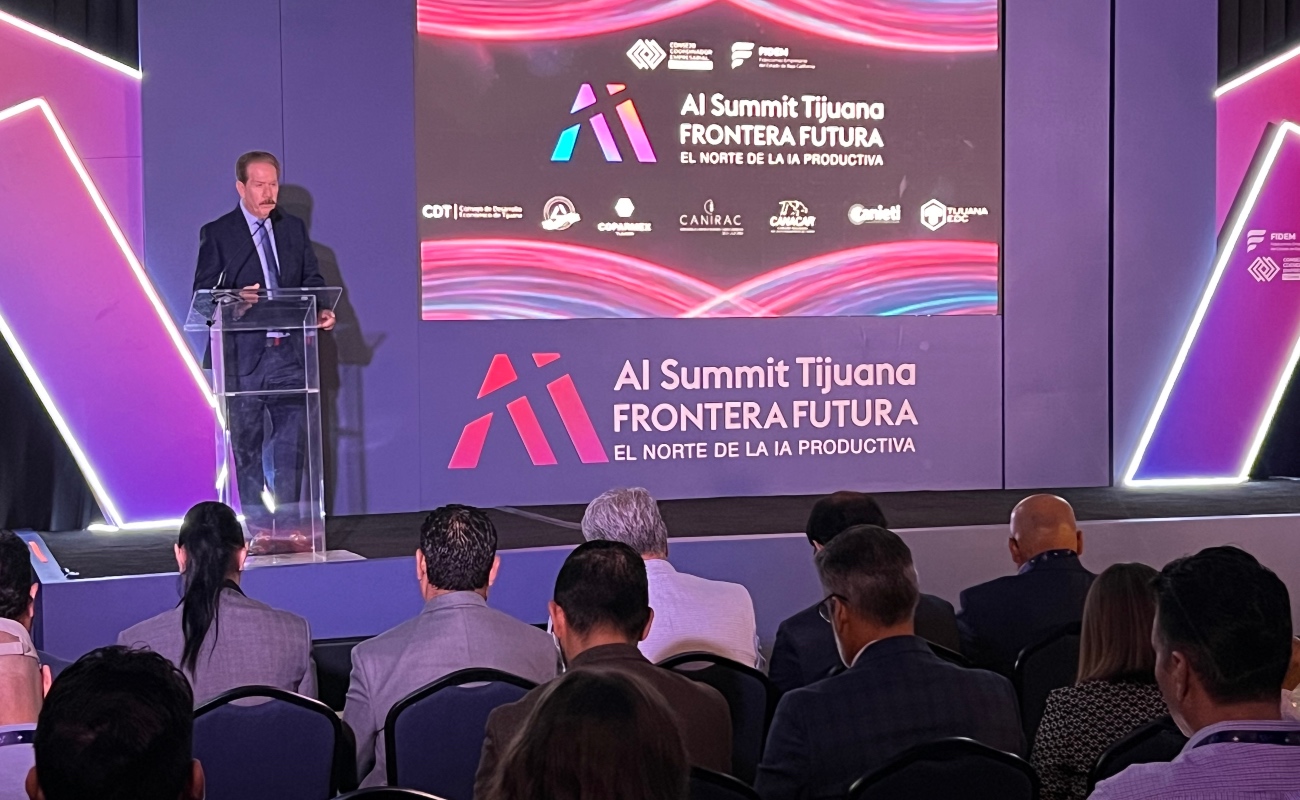 Reúne Frontera Futura a 300 asistentes para impulsar la inteligencia artificial en la industria