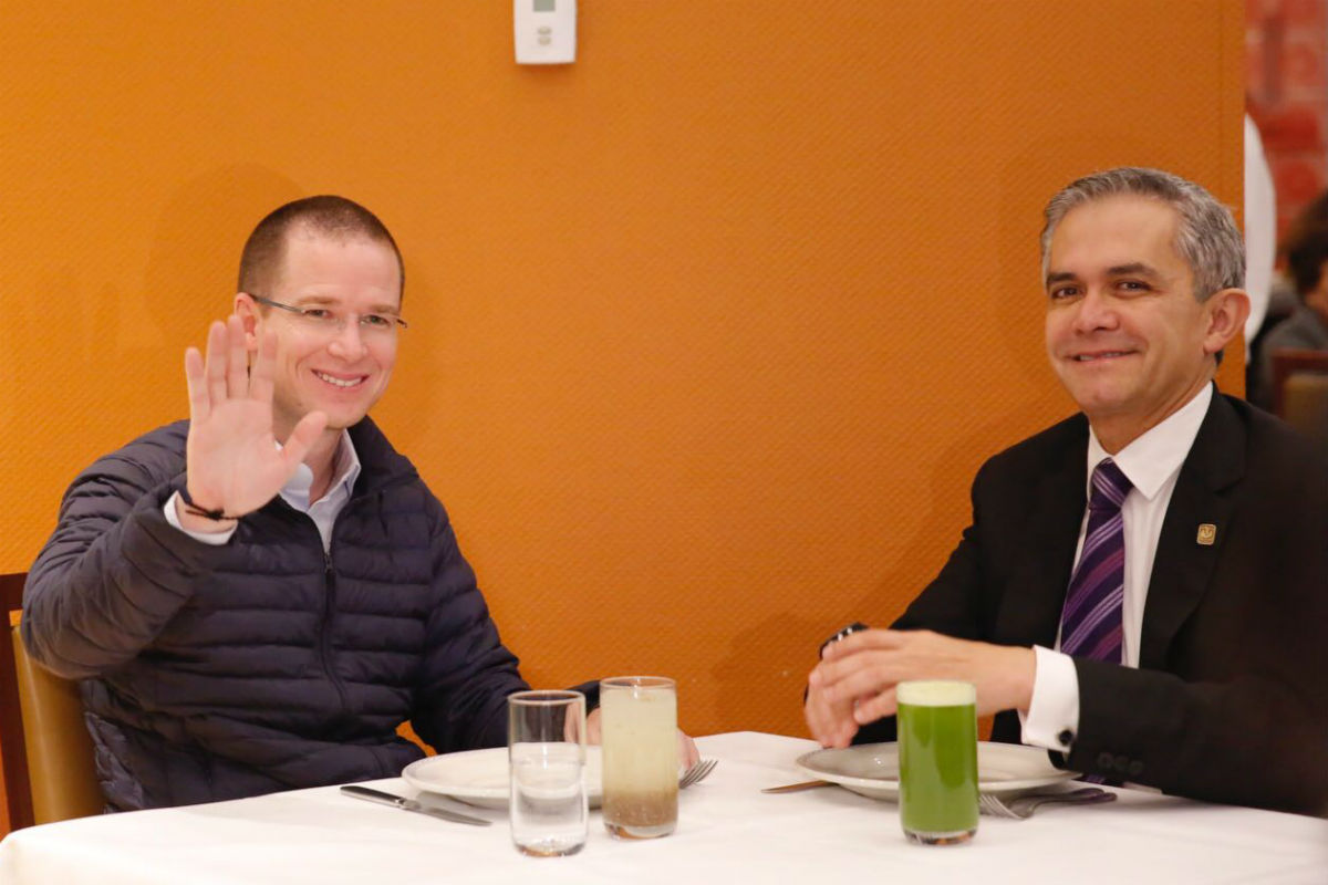 La reunión fue para detallar el tema del gobierno de coalición.