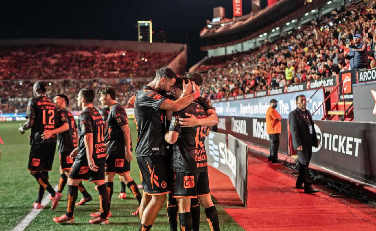Regresa Xolos a la senda de la victoria: golea a Santos Laguna
