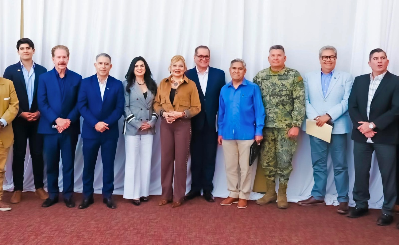 María Elena Andrade Ramirez participó en la reunión.