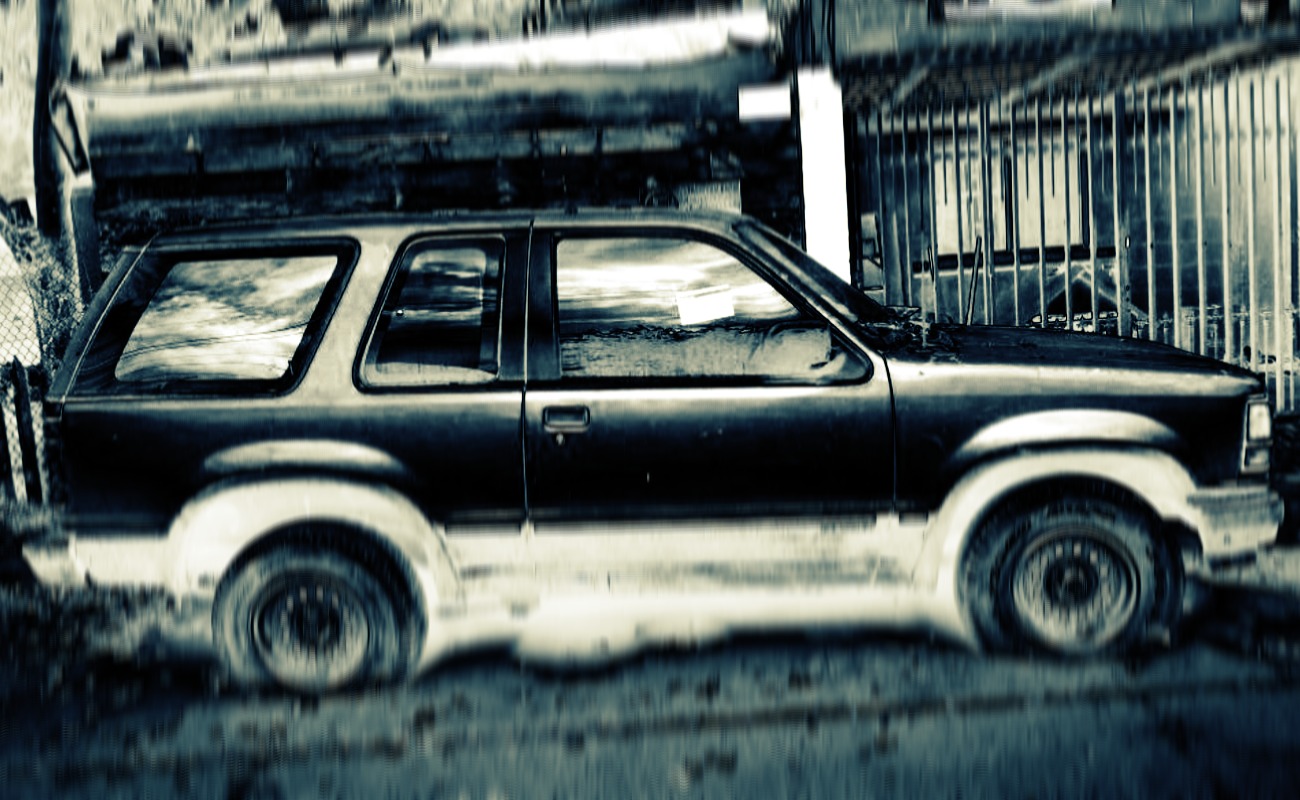 Algunos autos eran utilizados como picaderos o tiraderos de basura.