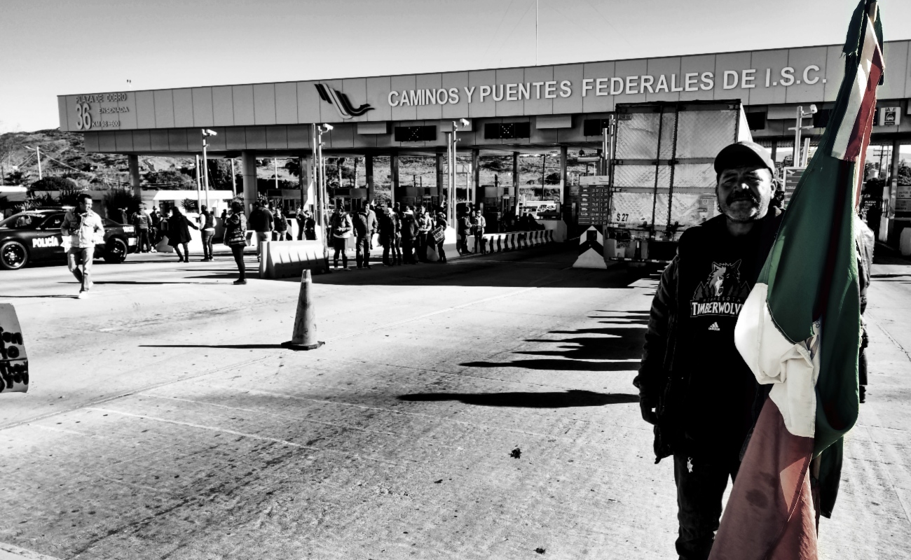 La falta de pago a maestros los orilló a realizar los cierres de las vías de comunicación.