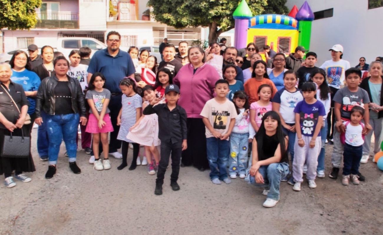 Eva Moreno acudió como invitada a la celebración del Día del Niño realizada en el parque de la privada Villas del Real.