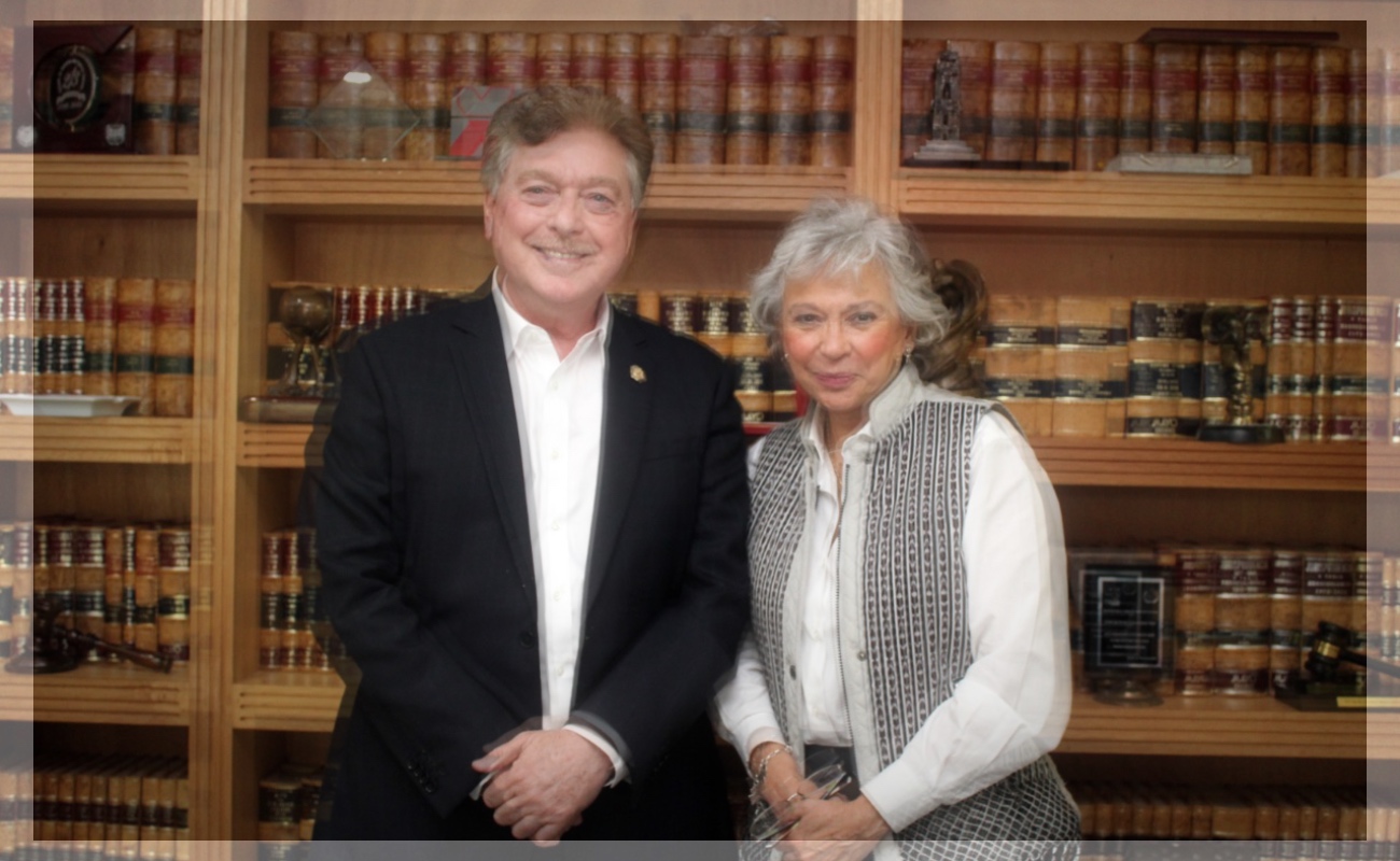 El mandatario estatal y la doctora Olga Sánchez Cordero se reunieron este jueves