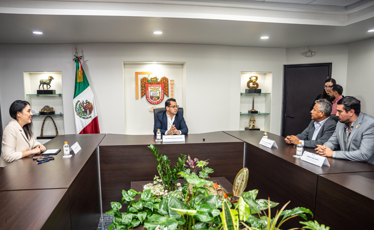 El Colegio fungirá como organismo de consulta y colaboración para el Ayuntamiento.