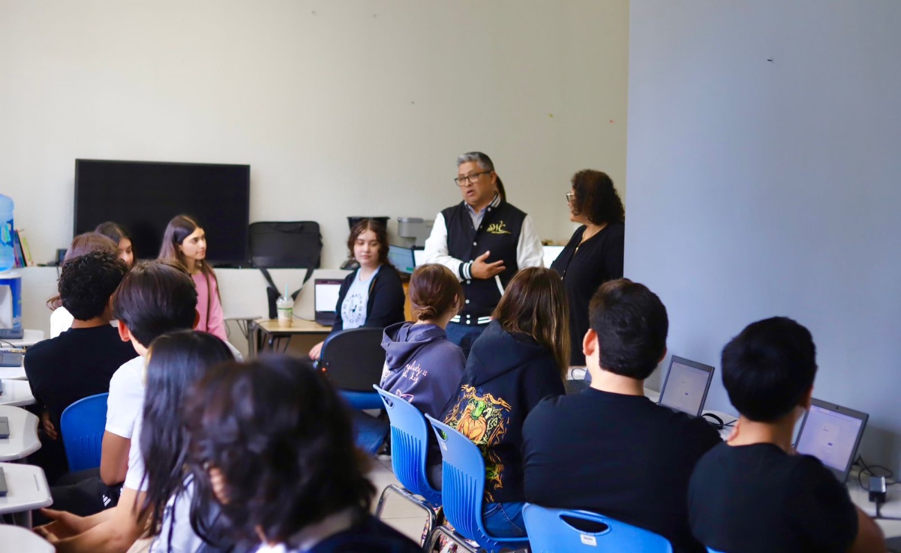 Registran a estudiantes seleccionados para el programa Southwestern College