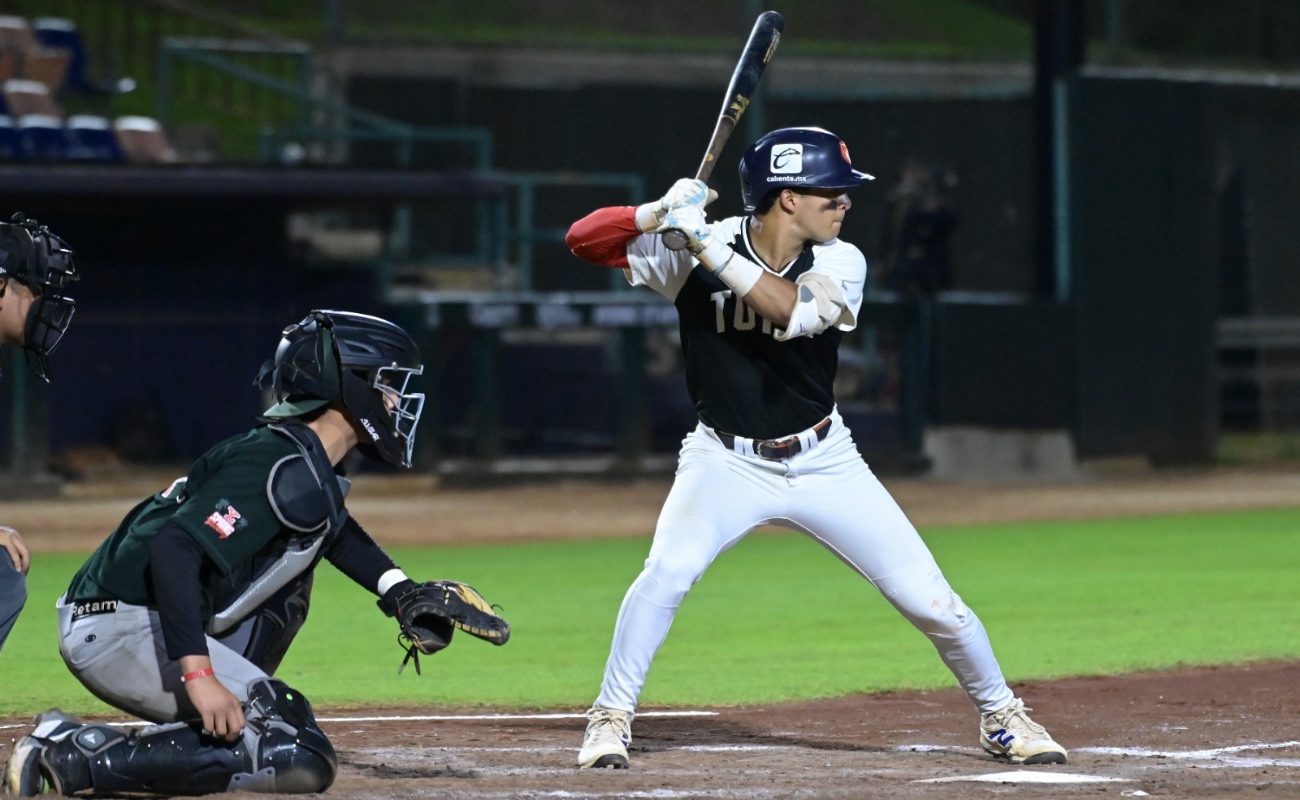 Abraham Favela y David Hernández, los prospectos astados que se lucieron.