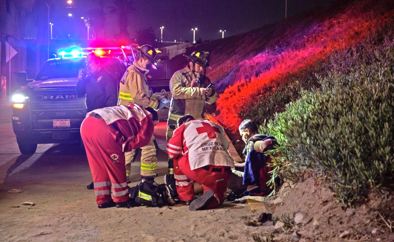 Fue trasladado a un hospital por personal de la Cruz Roja.