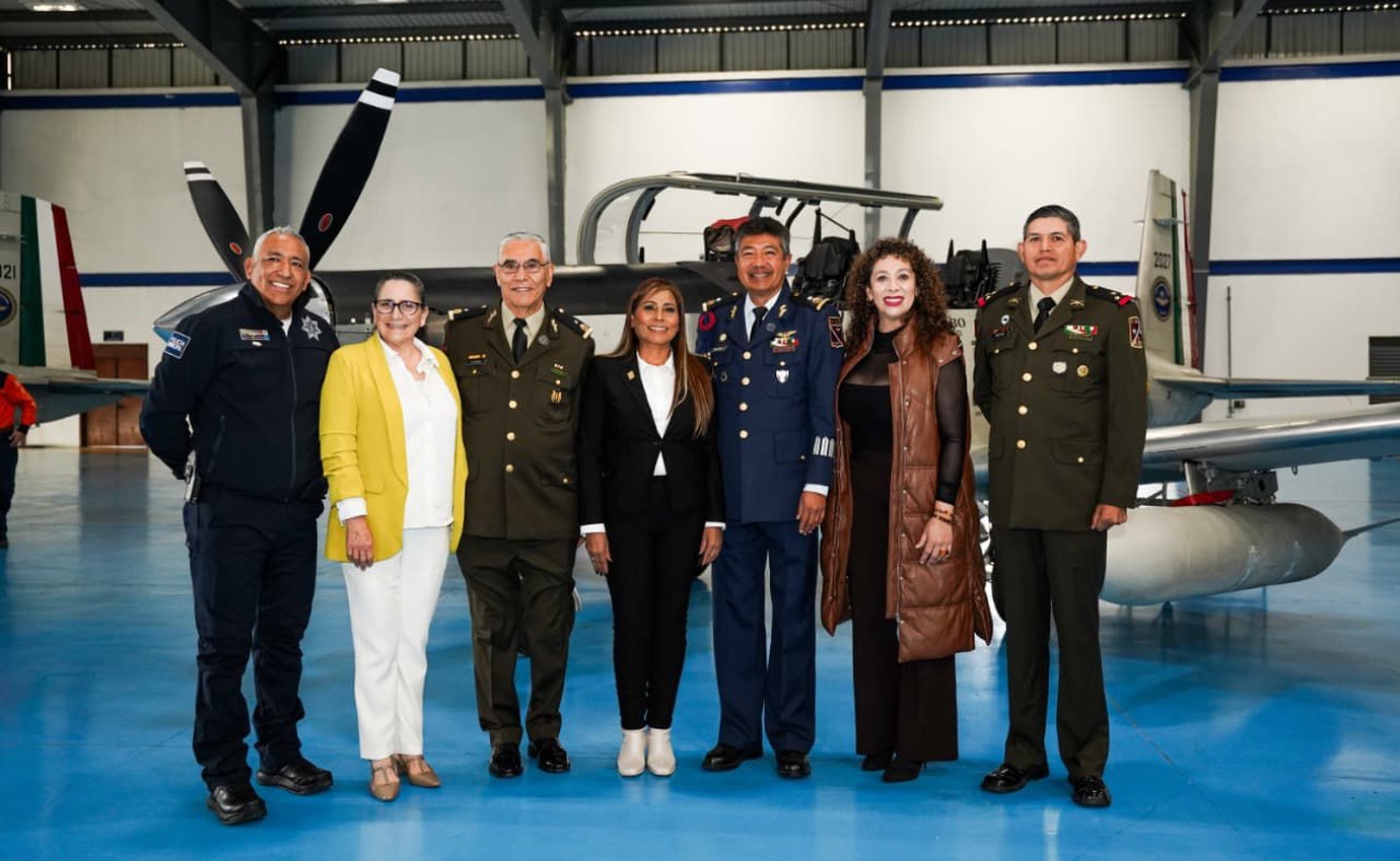 Reconoce alcaldesa Claudia Agatón labor de la Fuerza Aérea Mexicana