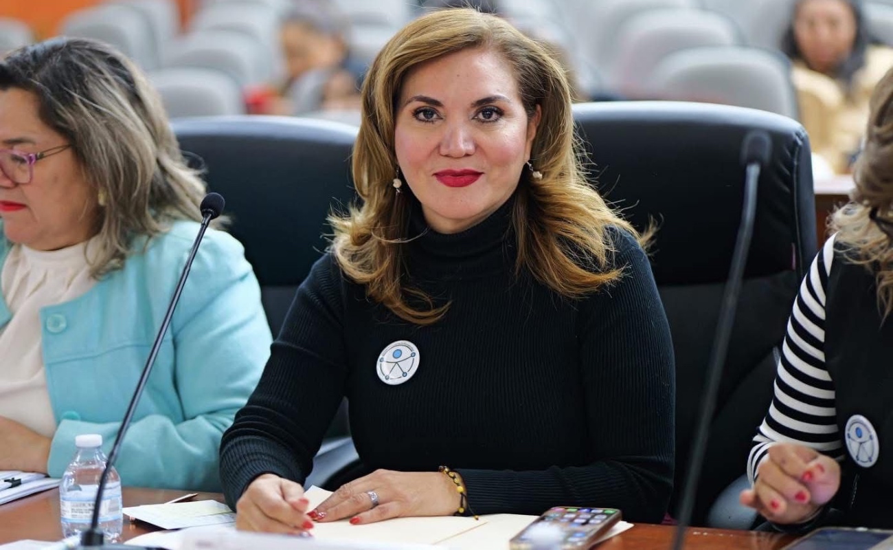 Se aprobó con seis votos a favor, uno en contra y cero abstenciones.