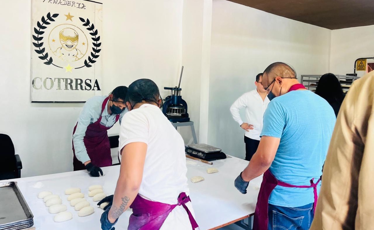 Rehabilitan y ponen en funcionamiento talleres y espacios de rehabilitación en Tijuana.