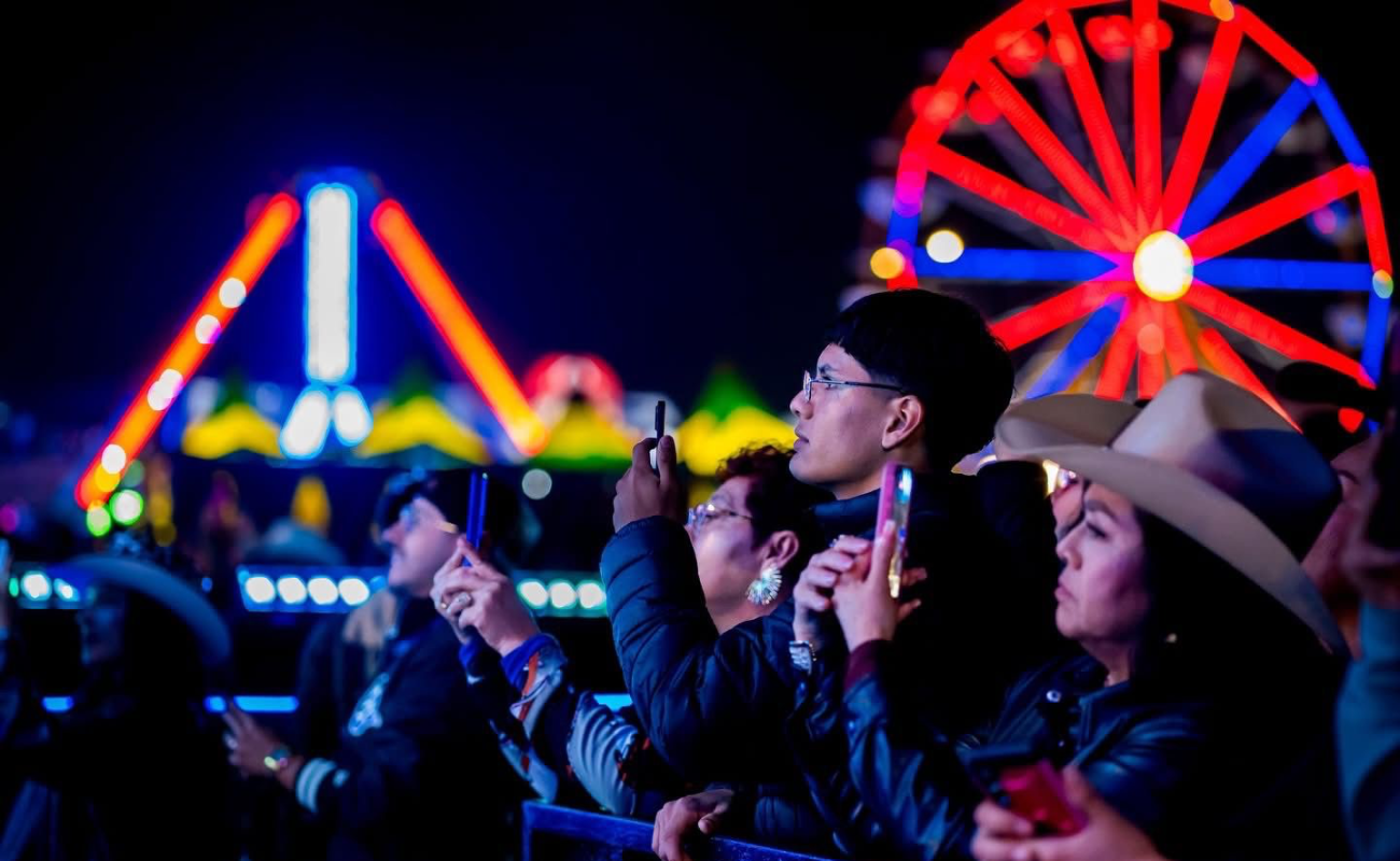 Se presentaron tres grandes de la música regional y una asistencia superior a las 23 mil personas.