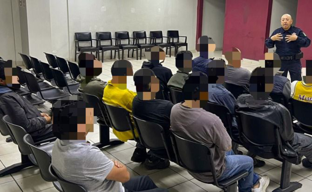 Presentan alternativas de atención que permitan a las personas acceder a herramientas de apoyo, orientación y rehabilitación.