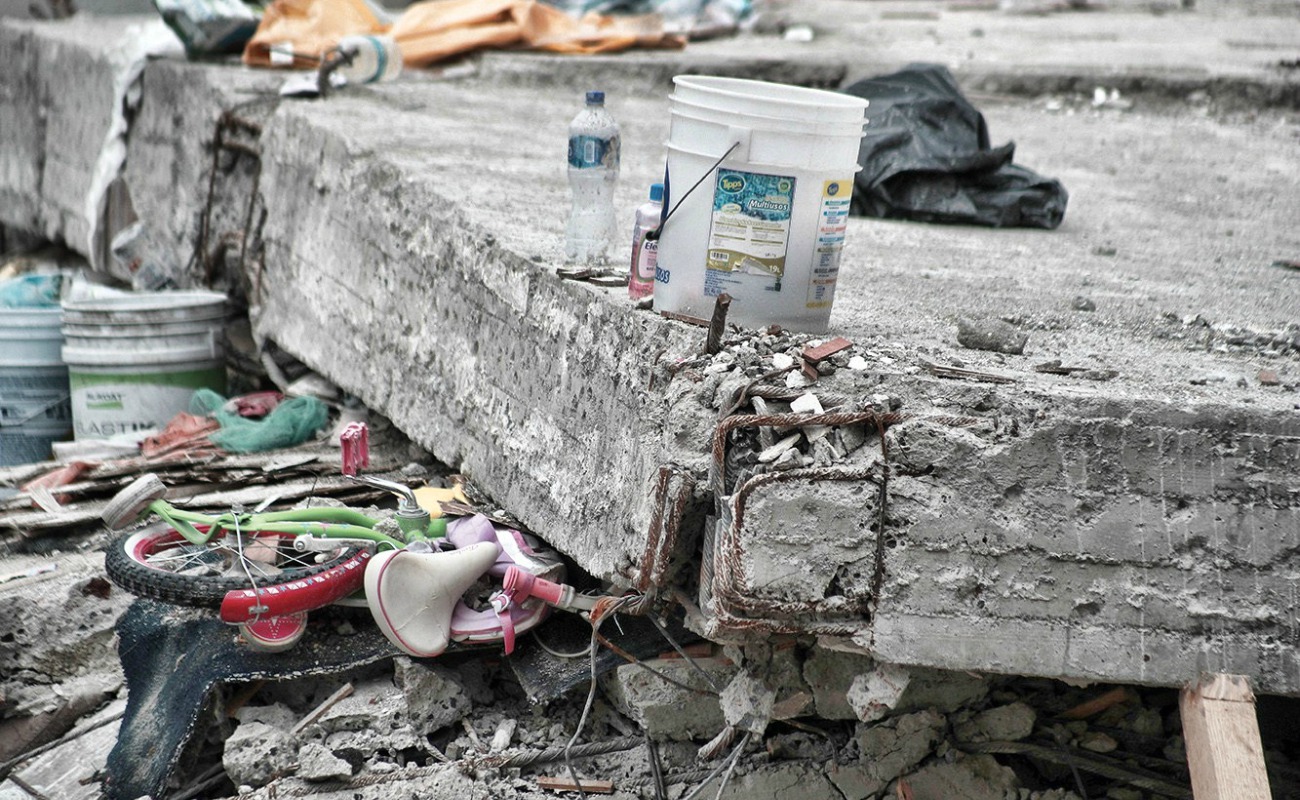 Labores de rescate seguirán: EPN; van 286 muertos