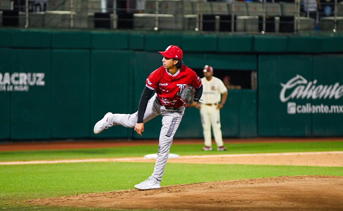 Toros se lleva Serie en Veracruz recetando blanqueada