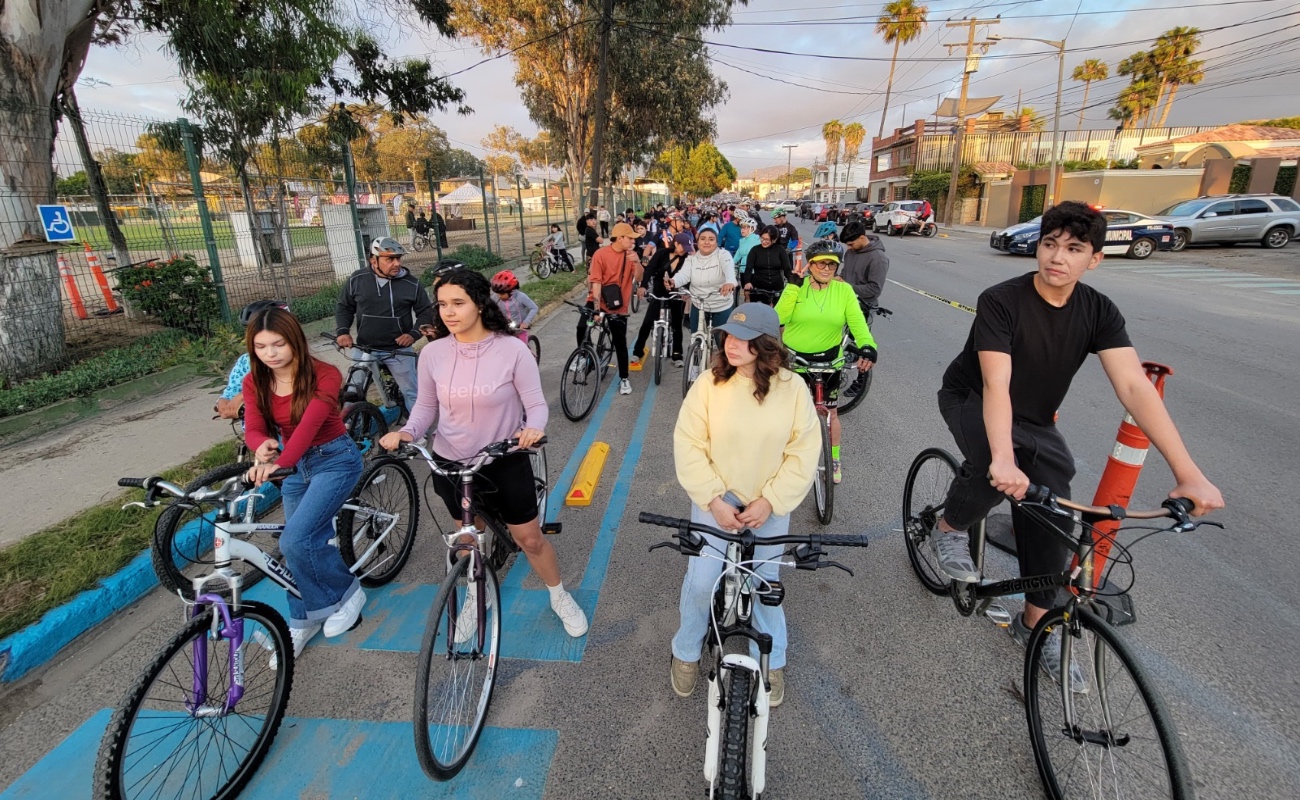 Fomenta Gobierno de Ensenada el bienestar con Rodada por la Paz de 6k
