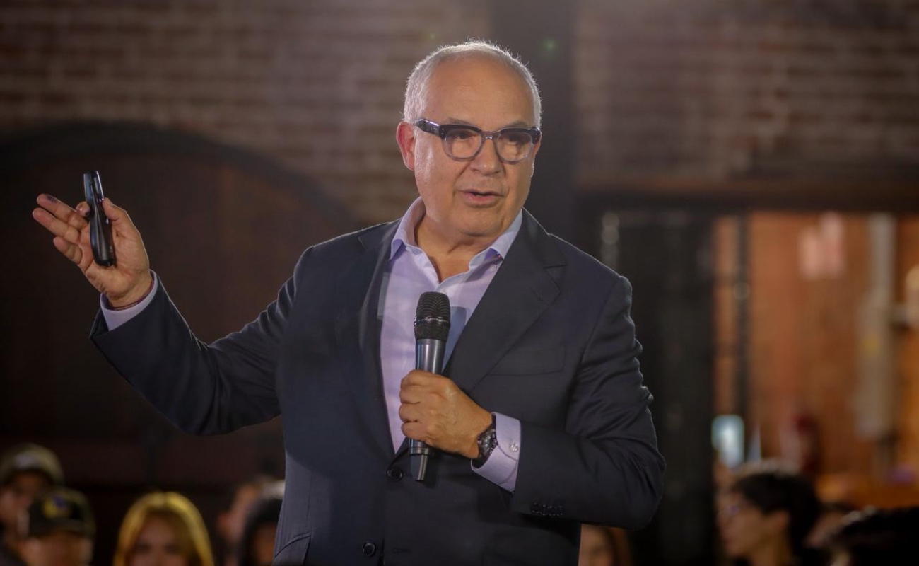 “En el partido no hay cabida para la corrupción”, expresó Álvarez Cárdenas.