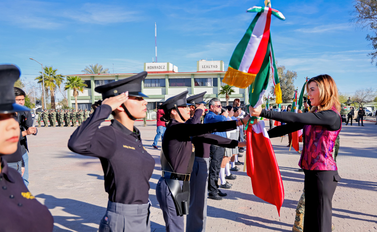 La gobernadora Marina del Pilar encabezo la ceremonia.