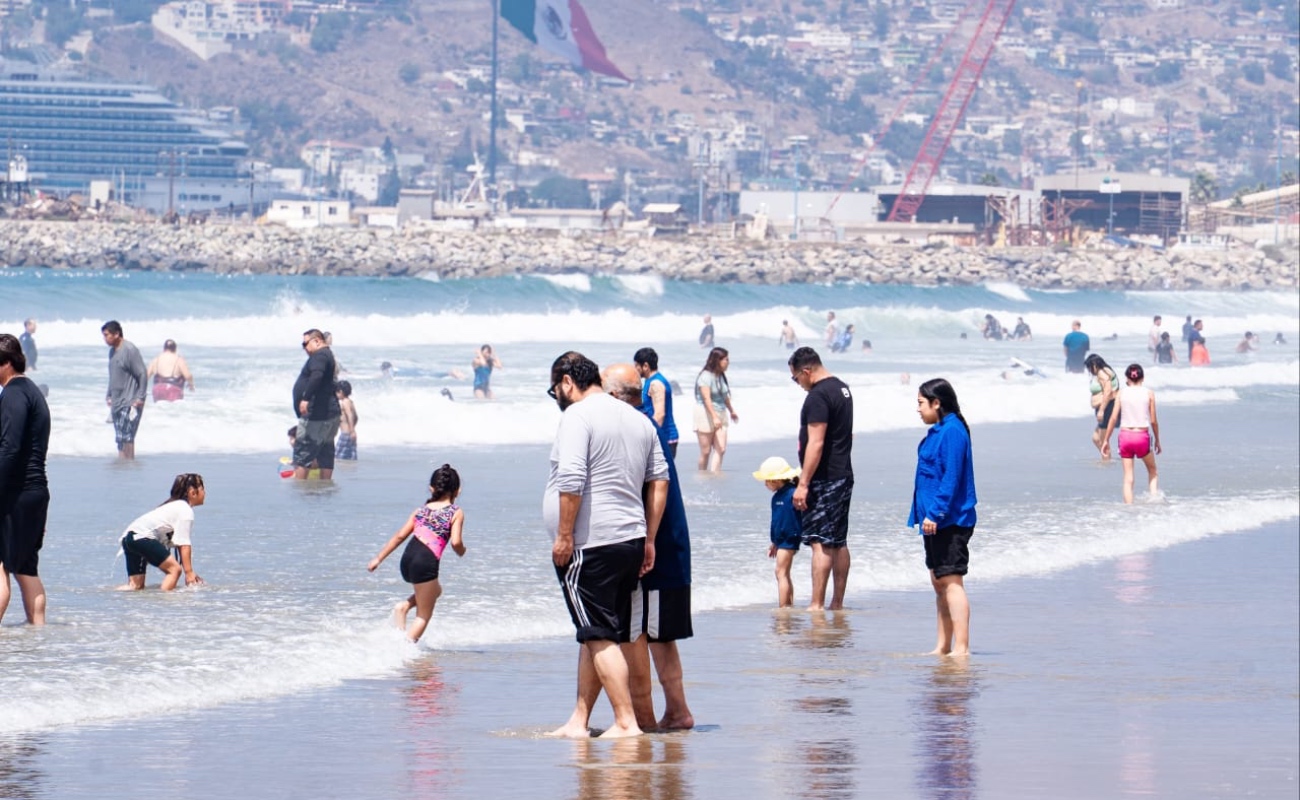 Inicia el mes de agosto con días soleados y cálidos en Ensenada.