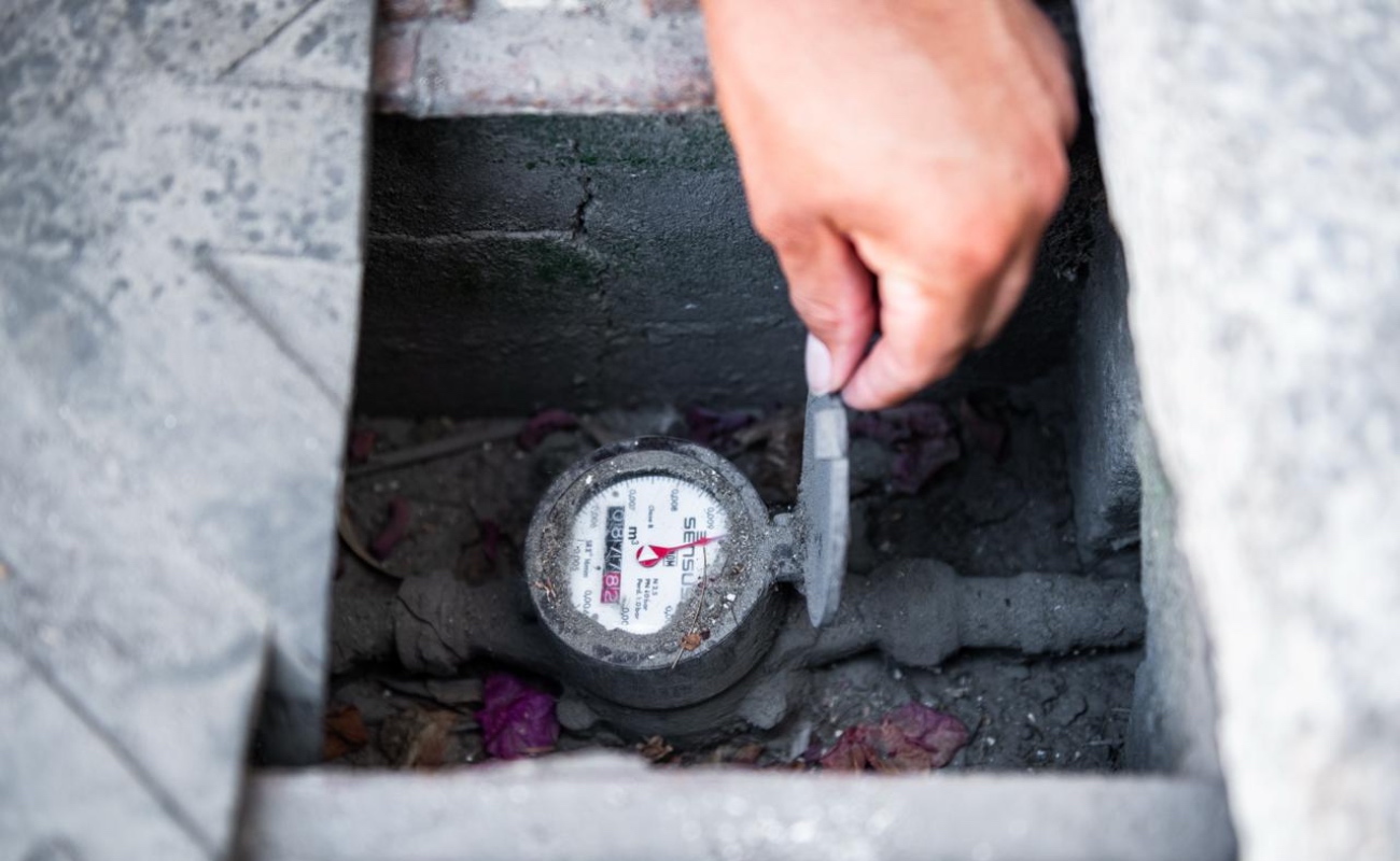 Llama CESPT a no manipular ni obstruir los medidores de agua