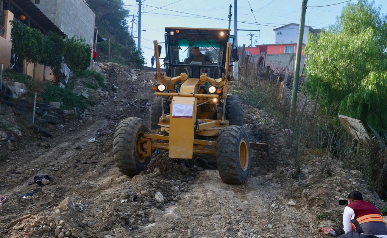 Realiza Gobierno Municipal labores de limpieza en tres delegaciones con el programa ‘Tijuana: Ciudad Limpia’