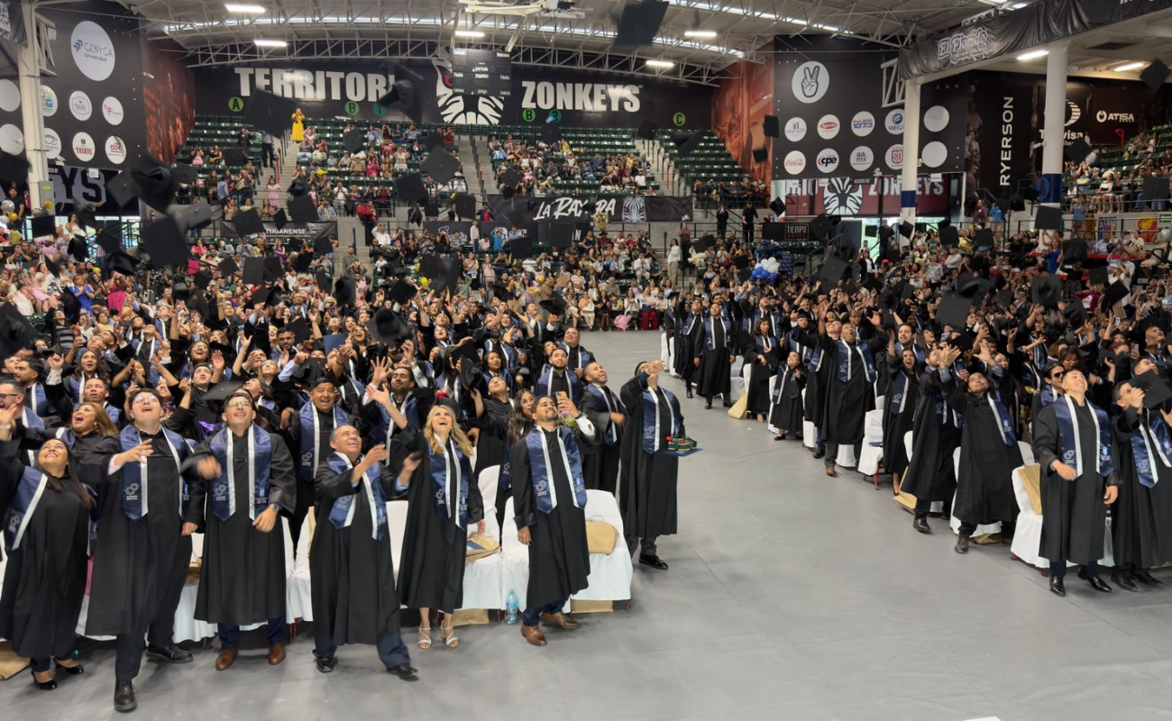 Realizan acto académico de la generación 2022-2025 de CENYCA Universidad
