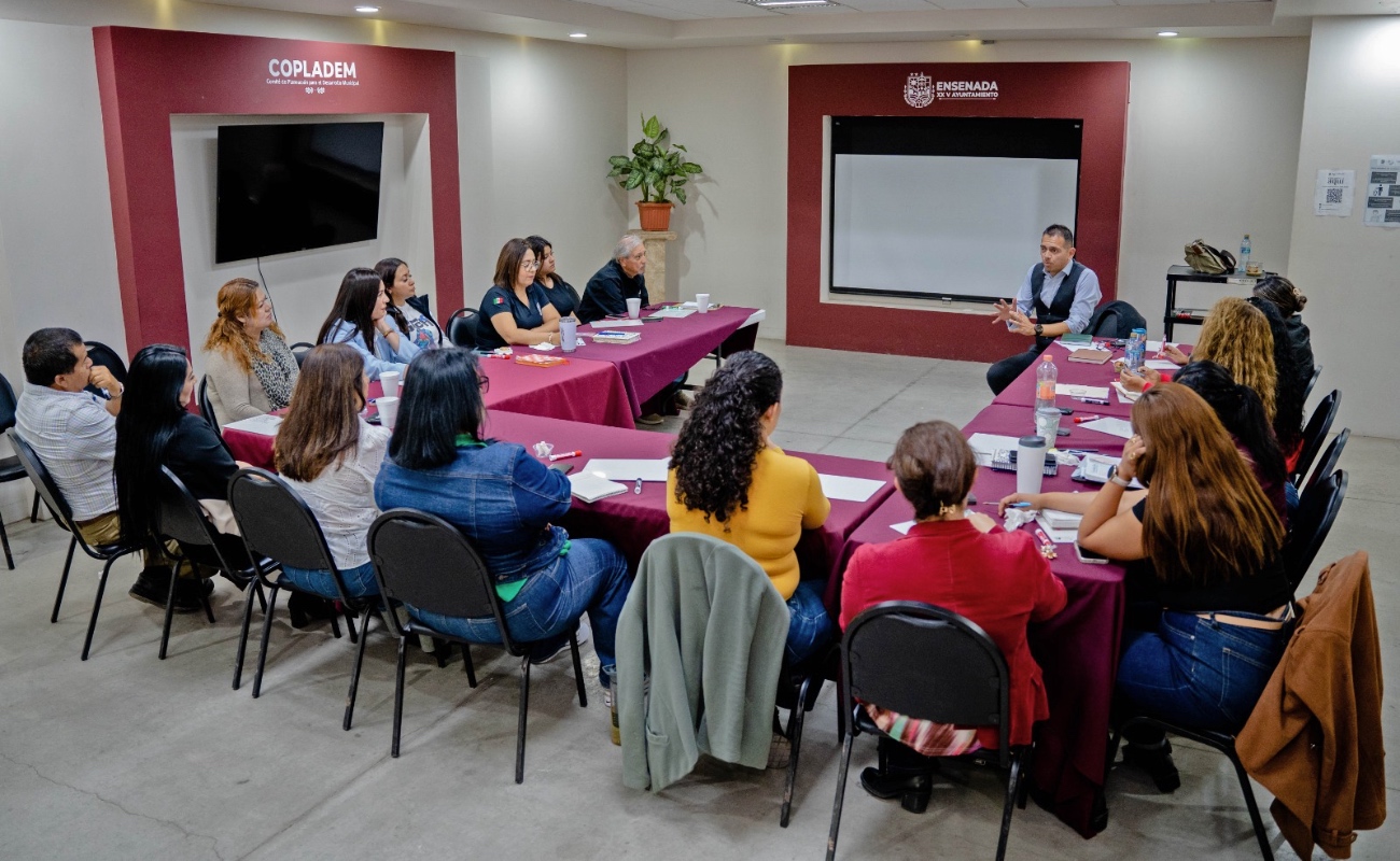 Impulsa gobierno de Claudia Agatón la profesionalización del personal municipal