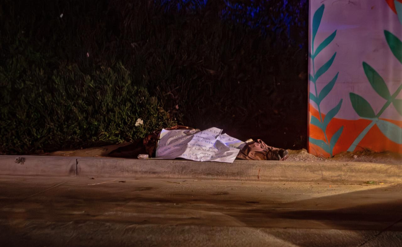 Localizan cuerpo abajo del puente La Cúspide; con narcomensaje