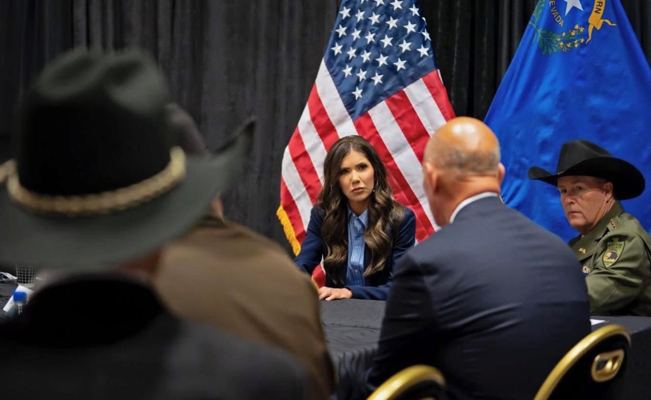 Destituye Trump a Kristi Noem como secretaria de Seguridad Nacional