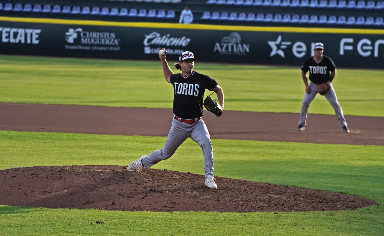 La novena comandada por Roberto Kelly cayó 7-6 ante Pericos de Puebla en el Estadio Hermanos Serdán.