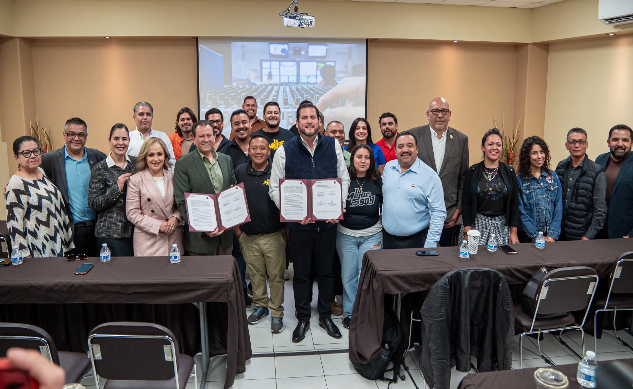 Signa Ismael Burgueño convenio con el Sindicato de Trabajadores de la Industria de la Radiodifusión, Televisión y Telecomunicaciones
