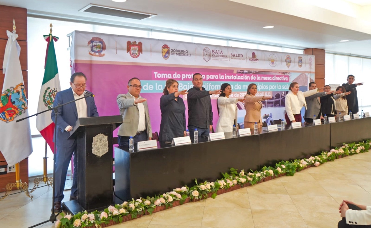 Instalan mesa directiva de la red bajacaliforniana de municipios por la salud