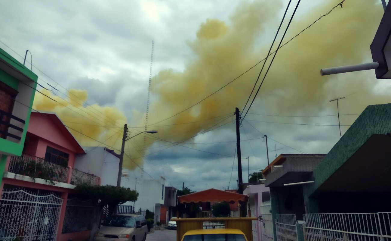 “Descontrol” en refinería genera “nube amarilla” y alarma