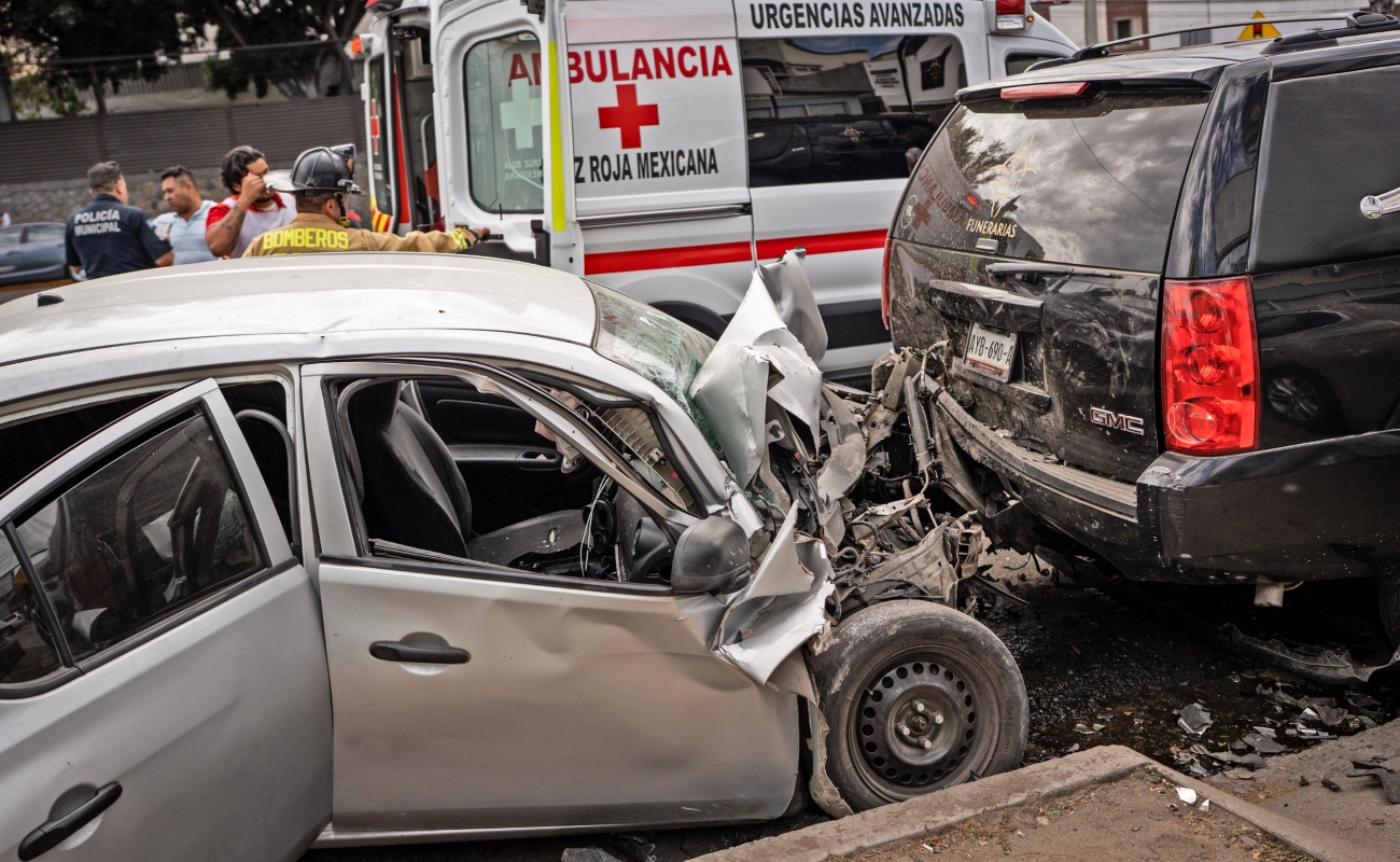 Choca contra una carroza en el bulevar Fundadores