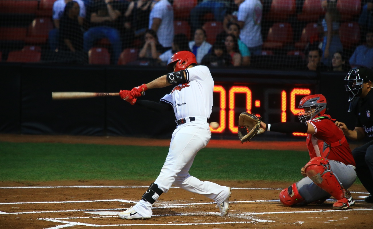 Toros cede el primer duelo de la serie en Durango