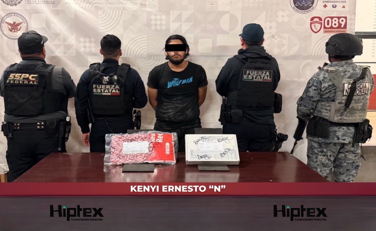 Junto con el arma de fuego, se le incautaron 600 dosis de metanfetamina.