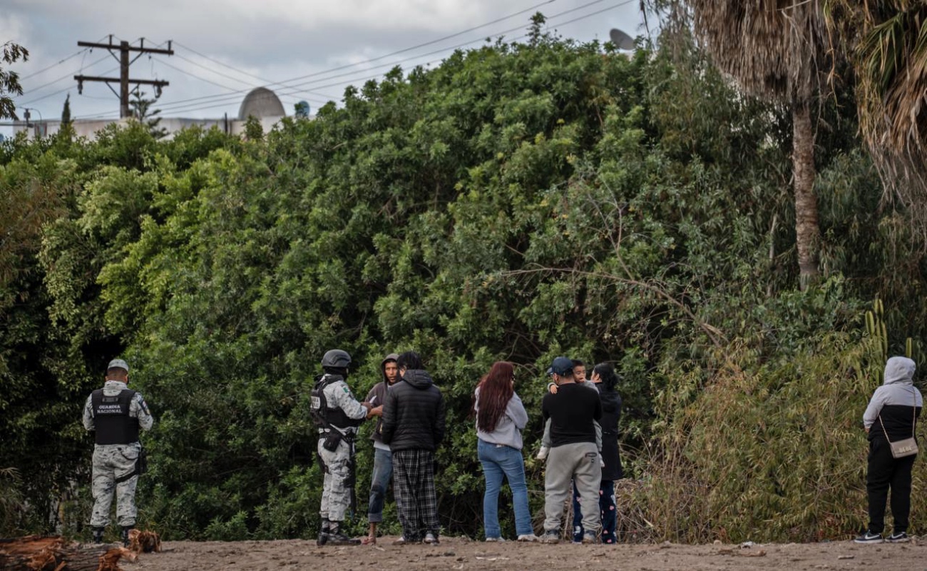 Recuperan Bomberos cuerpo en canal pluvial de la colonia Las Américas