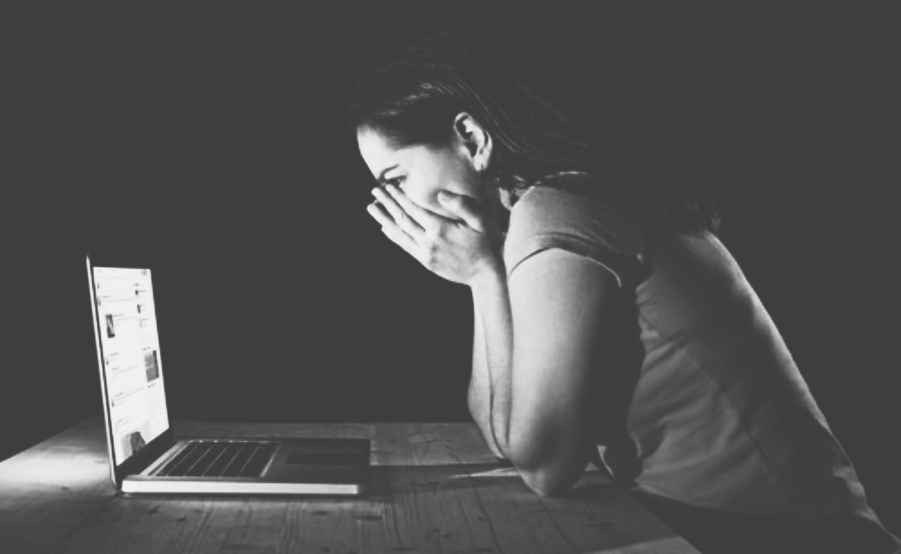 Busca fortalecer la cultura de la prevención y promover una convivencia digital segura y respetuosa.