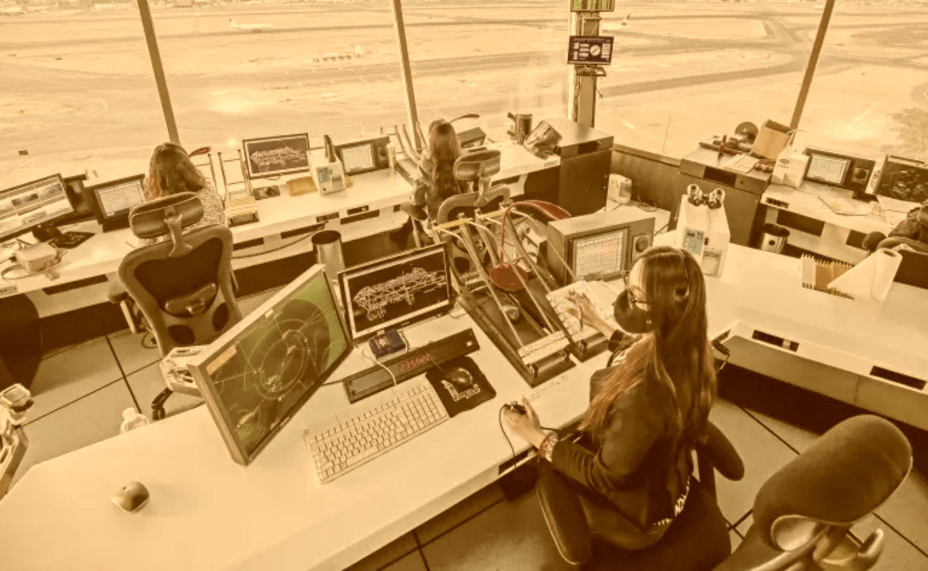 SENEAM cumple con el compromiso de brindar seguridad en la operación aérea del país, por cumplir 48 años