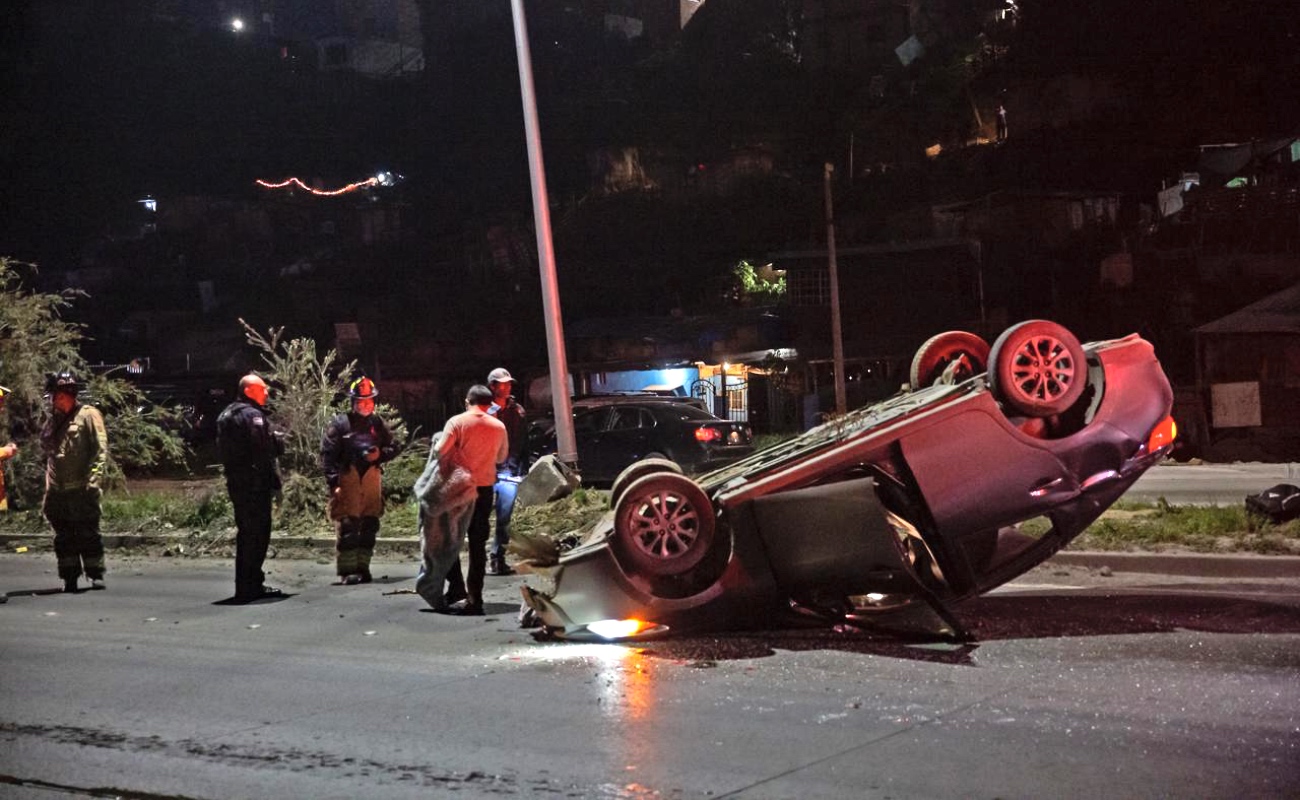 El accidente ocurrió a la altura del Pedregal de Santa Julia.