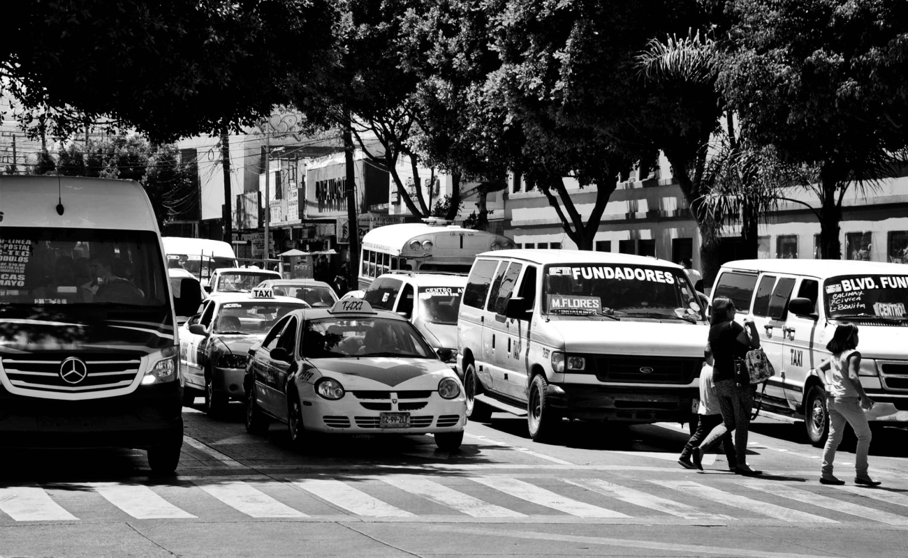 Actualmente se han registrado 90 chóferes y la meta es que todos los operadores de la Línea Internacional se inscriban a este curso, según las autoridades.