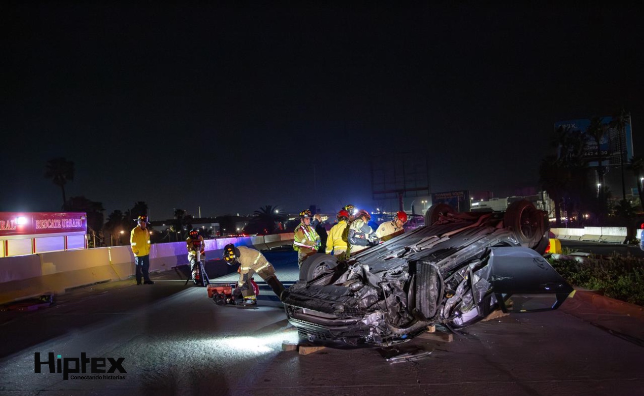 Con el uso del equipo hidráulico conocido como “quijadas de la vida” se logró la extracción del conductor.