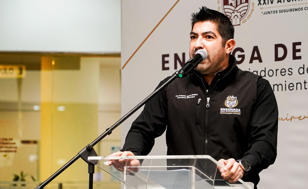 El espacio comunitario cuenta con servicio sanitarios y regaderas disponible los 365 días del año.