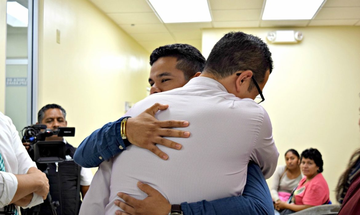 Venció al cáncer y ahora regresa para ayudar a quienes lo enfrentan
