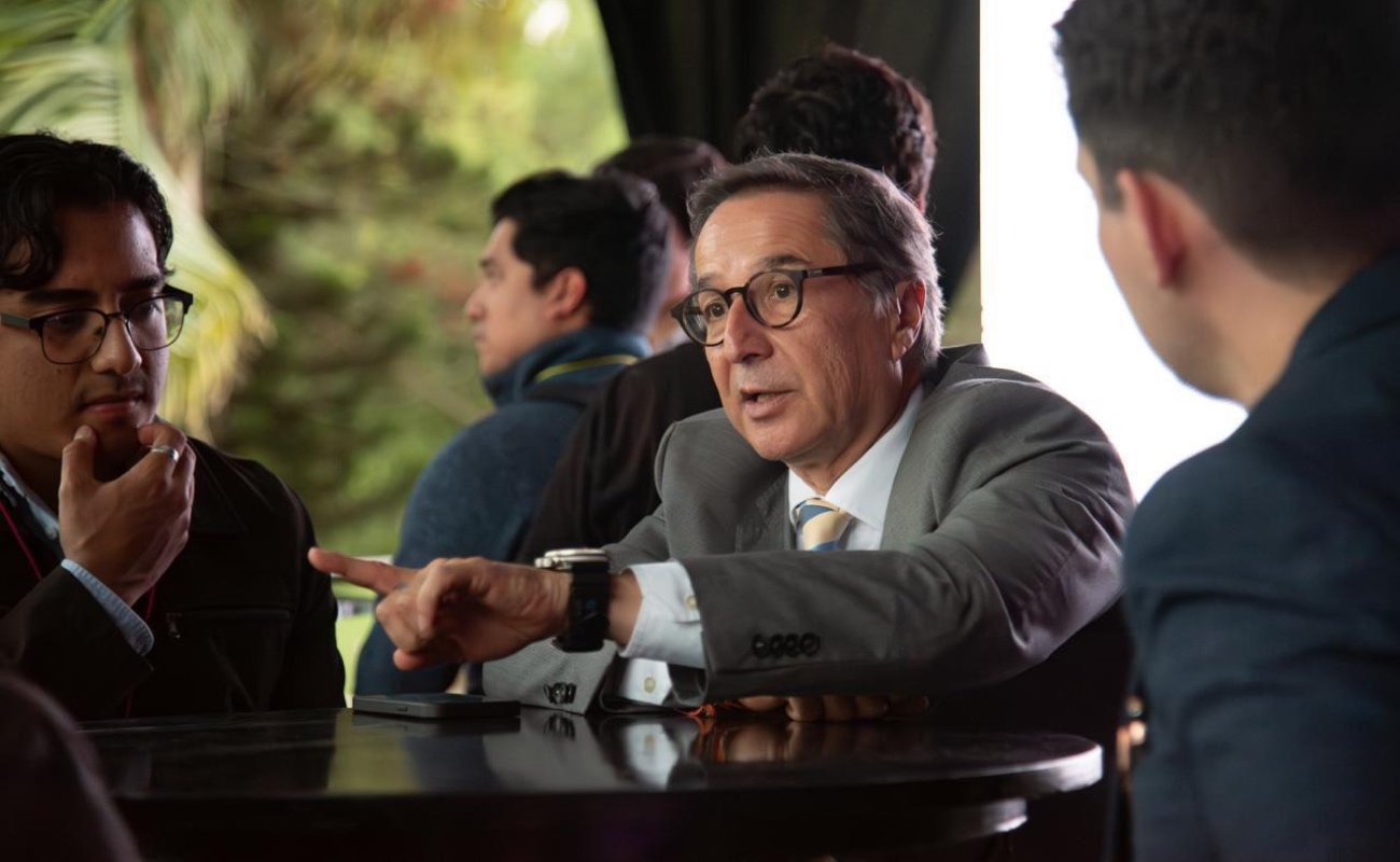 Héctor Torres López, socio de TP Legal Group, participó como mentor en IDEA MX SUMMIT 2025, brindando orientación sobre financiamiento y estructuración corporativa para emprendedores.