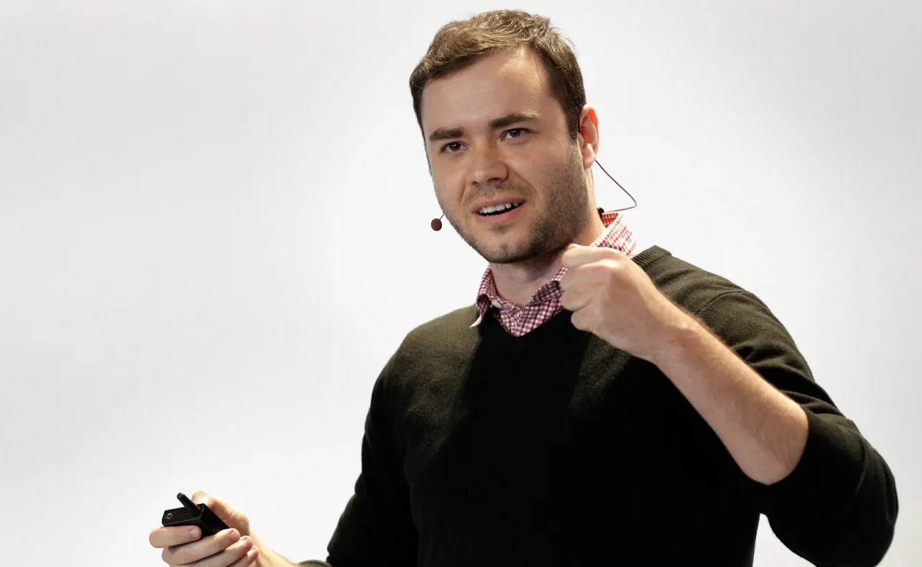 Andrej Karpathy es considerado uno de los investigadores más influyentes en el desarrollo contemporáneo de inteligencia artificial.